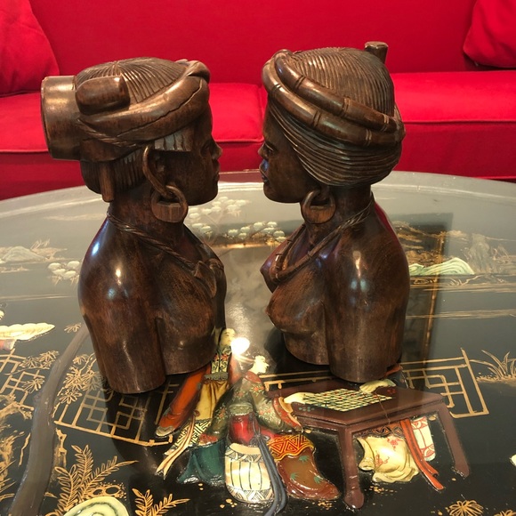 Wood Carved Statues Set Of 2 Unique Detail Carved Man & Woman - Picture 4 of 9